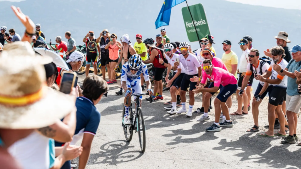 Santiago Buitrago hace historia: campeón de la montaña en la Vuelta a España
